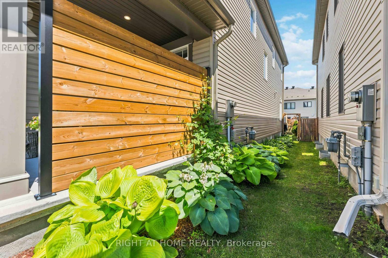 209 QUARTER HORSE STREET - 38