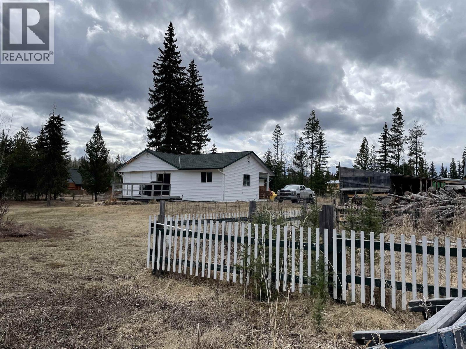 7008 HOLMES ROAD, Lone Butte