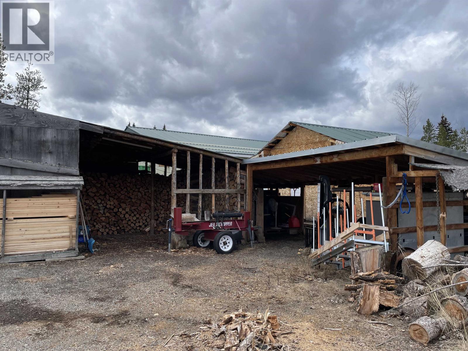 7008 HOLMES ROAD, Lone Butte
