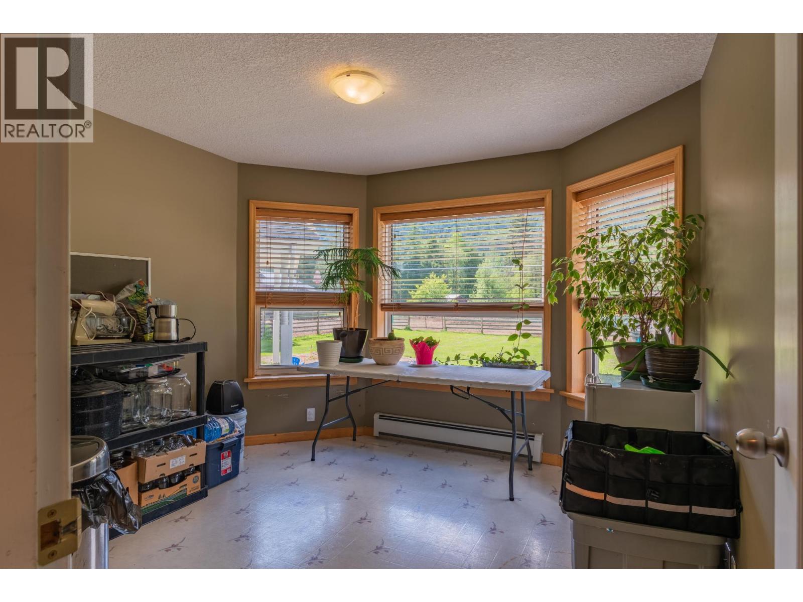 3452 CEMETERY Road - 22
