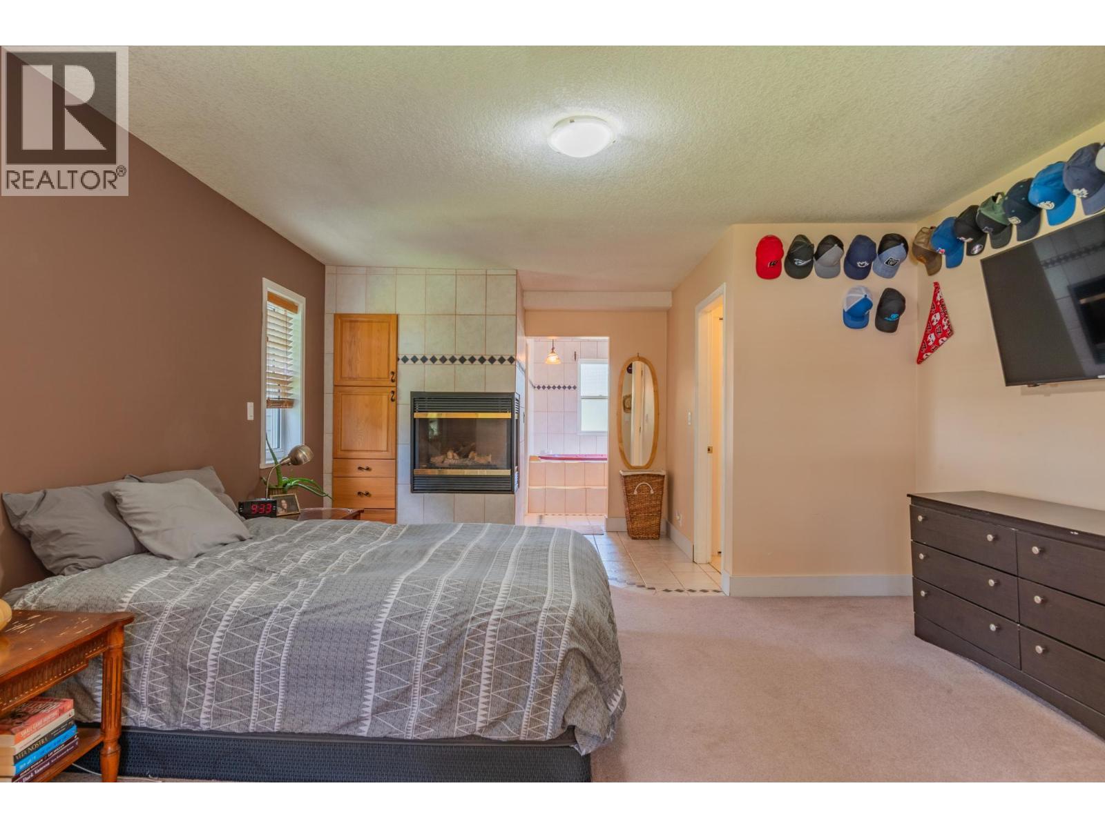 3452 CEMETERY Road - 36