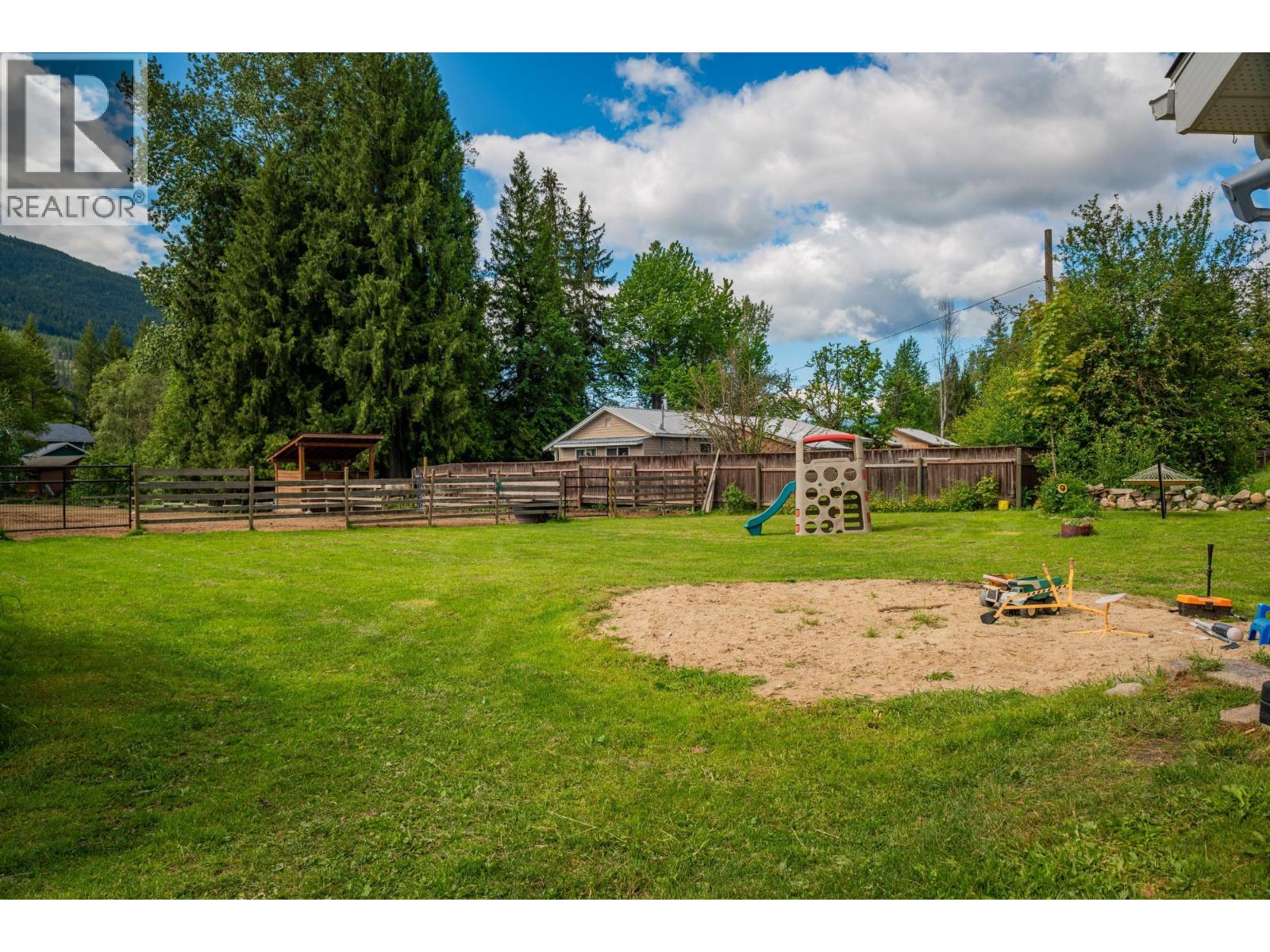 3452 CEMETERY Road - 44