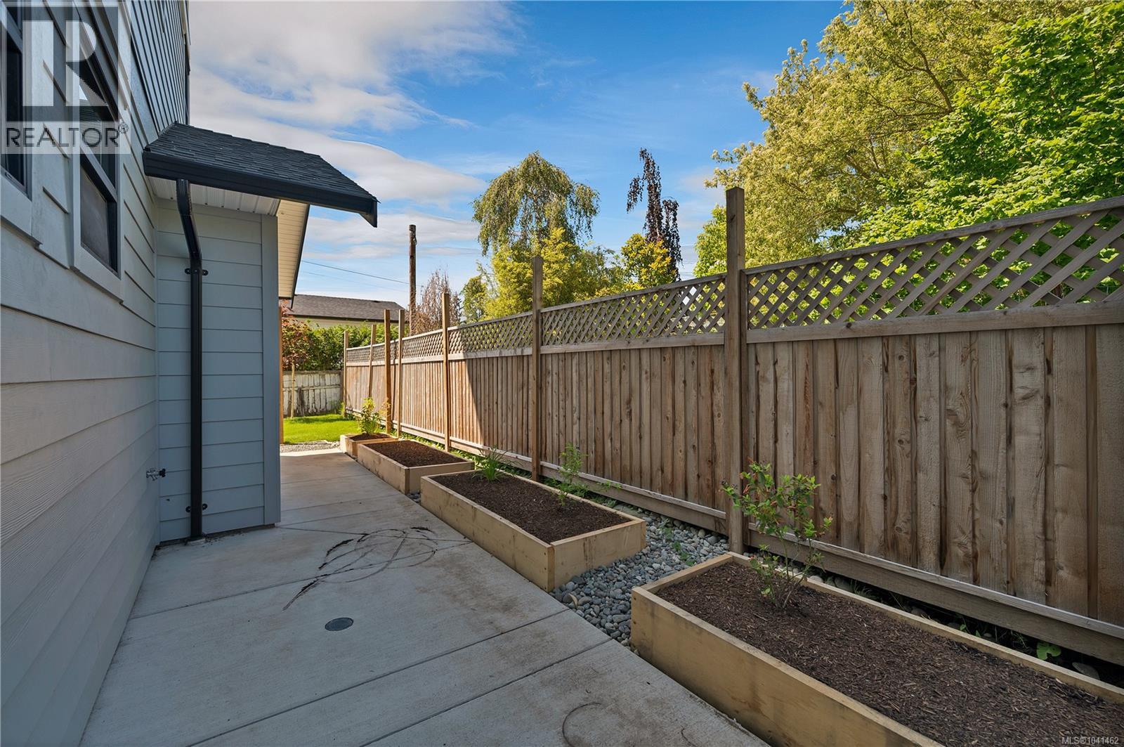 2022B Galerno Rd - 40