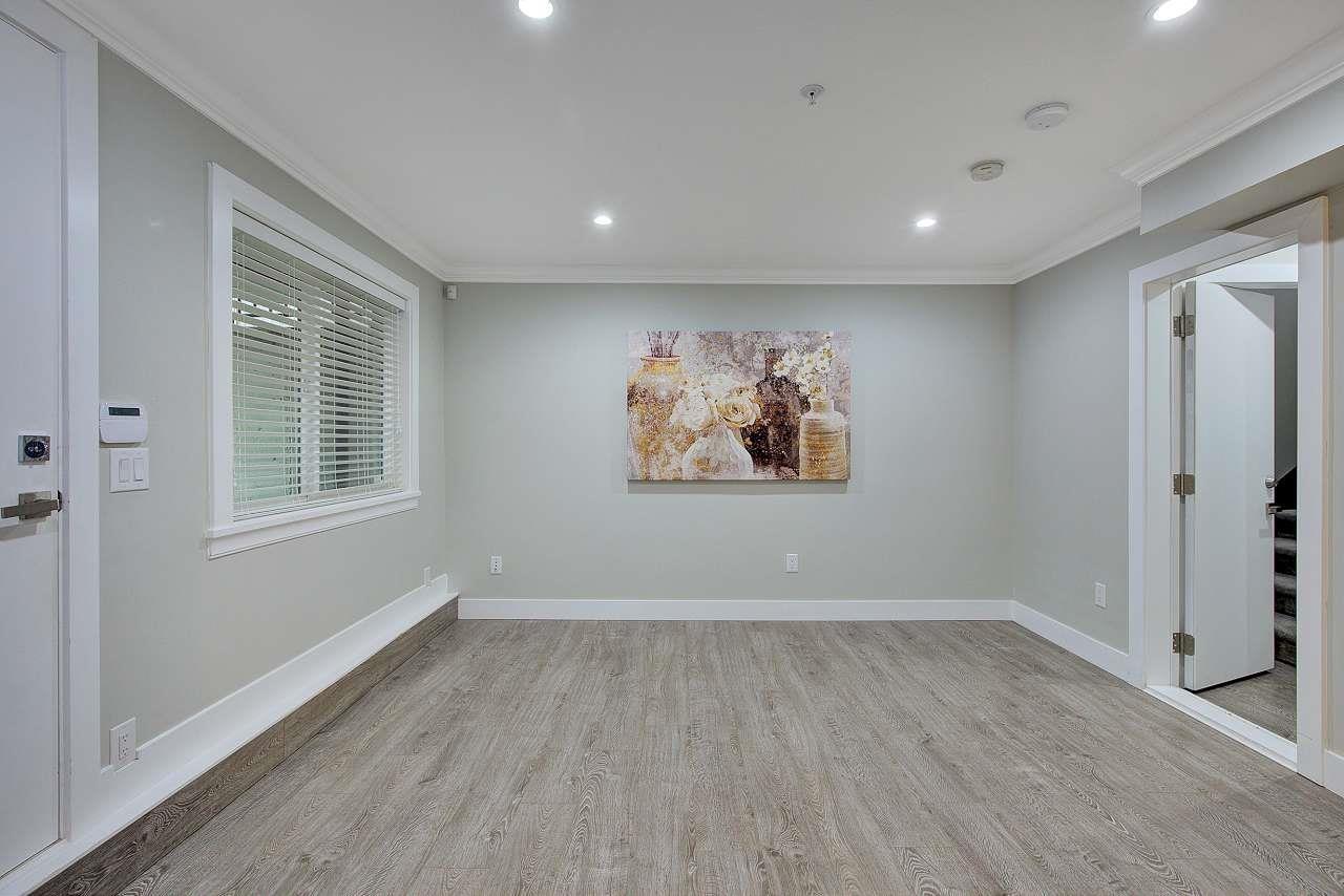 15456 RUSSELL AVENUE, White Rock