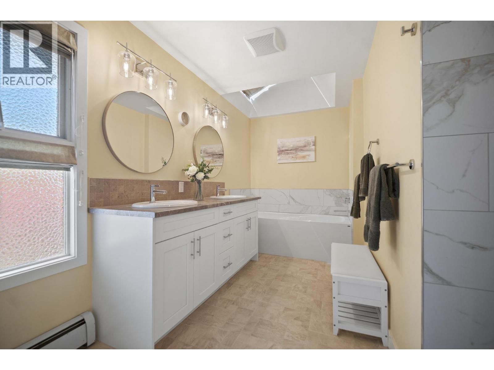 #54-8111 SAUNDERS Road, Richmond