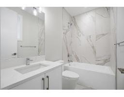 17156 1 Avenue, Surrey, BC V3Z9R2 Photo 14