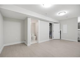 17156 1 Avenue, Surrey, BC V3Z9R2 Photo 19