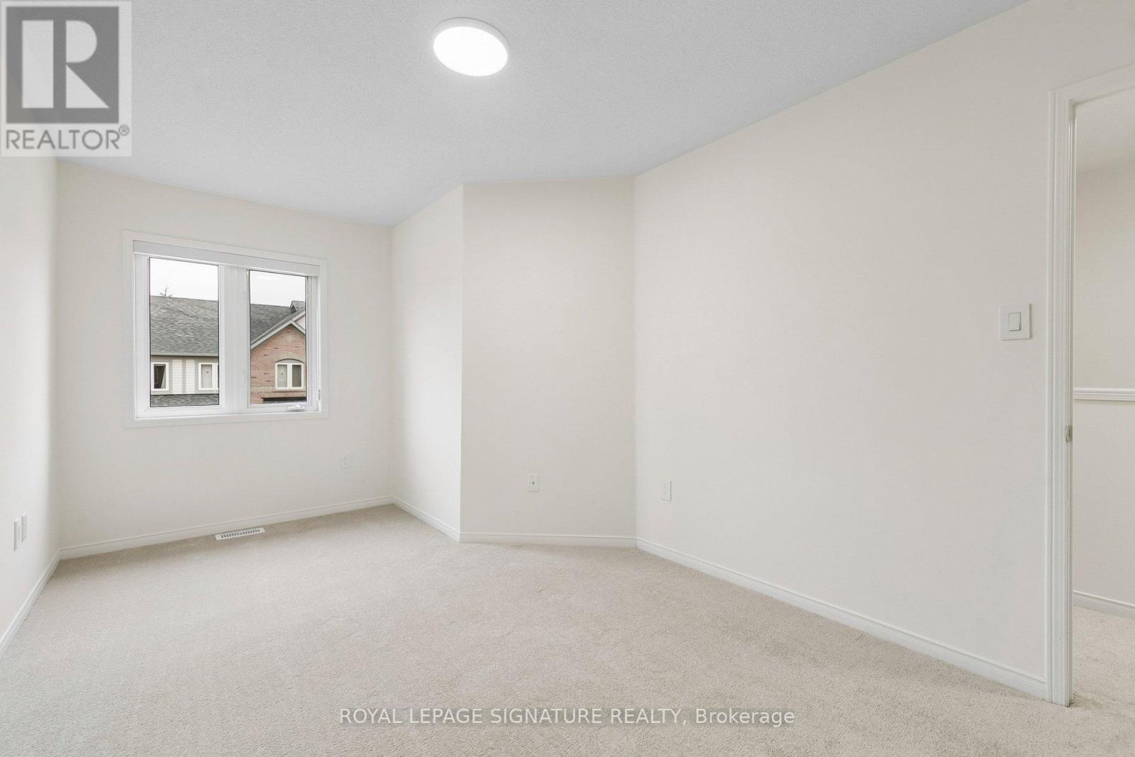 #100 86 JOYMAR DRIVE - 24