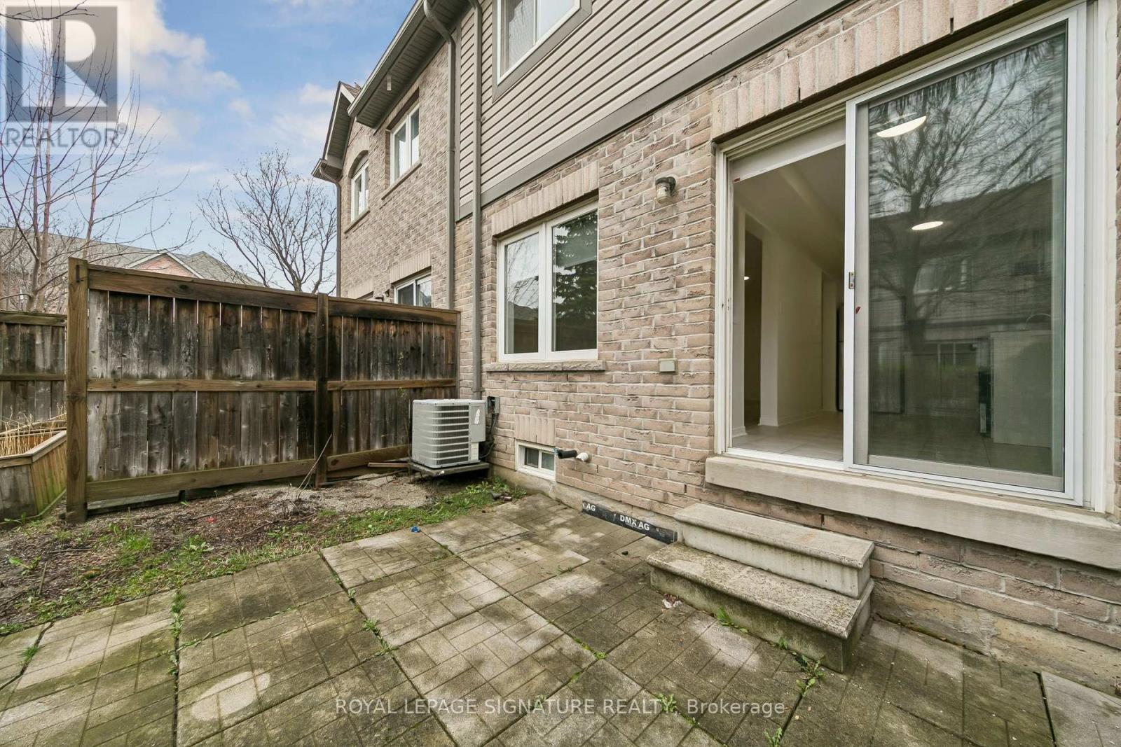#100 86 JOYMAR DRIVE - 34