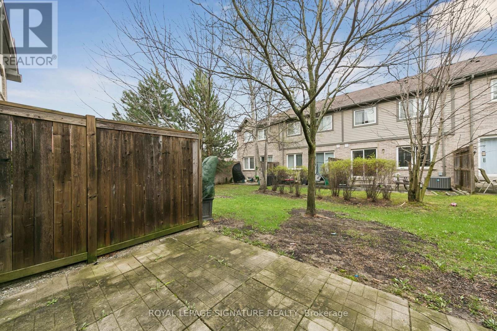 #100 86 JOYMAR DRIVE - 35