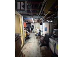 2392 Bloor Street W, Toronto, ON M6S1P5 Photo 23