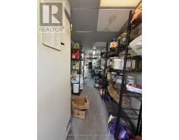 2392 Bloor Street W, Toronto, ON M6S1P5 Photo 9