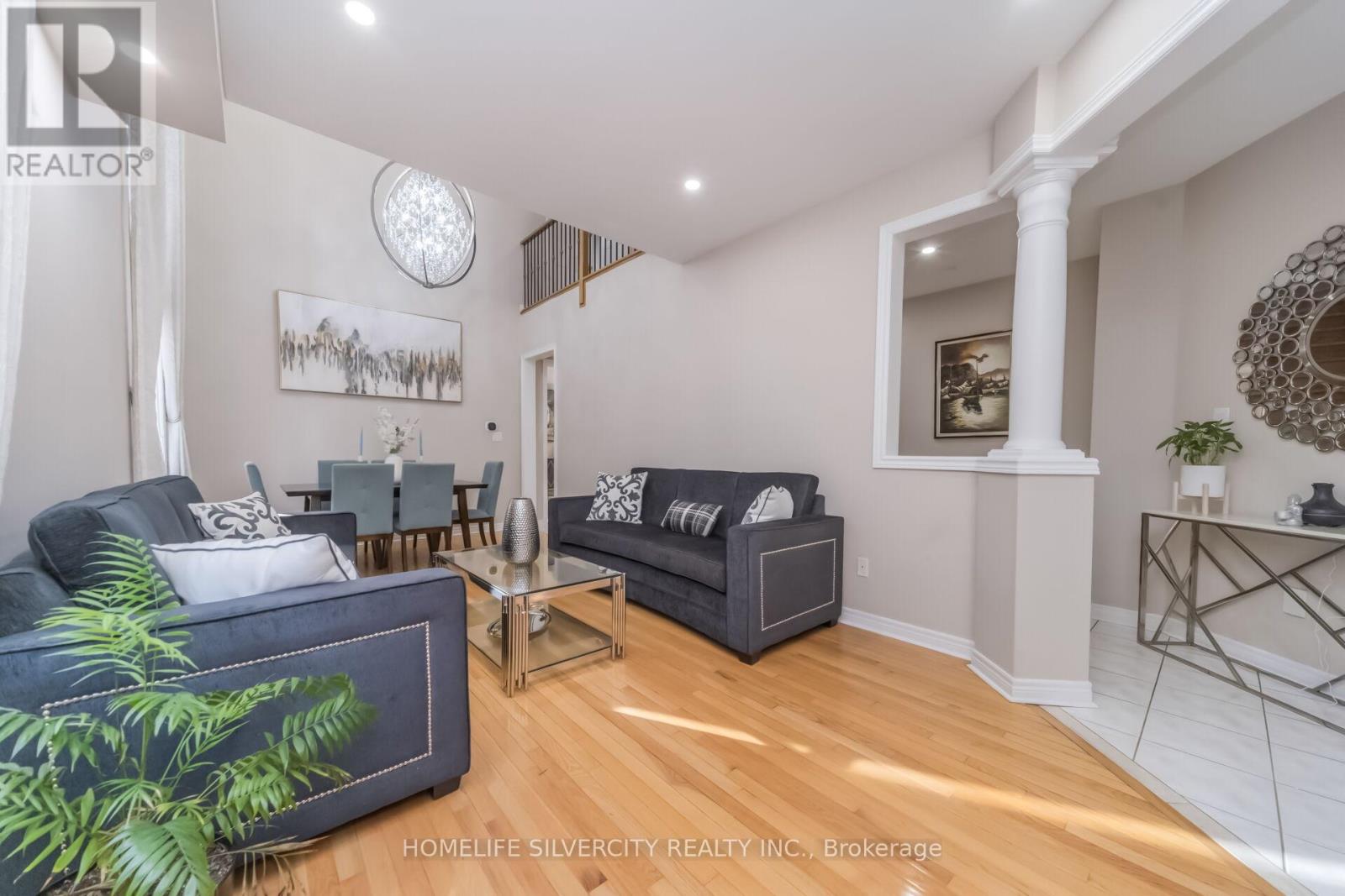 26 BISSELL DRIVE N - 12