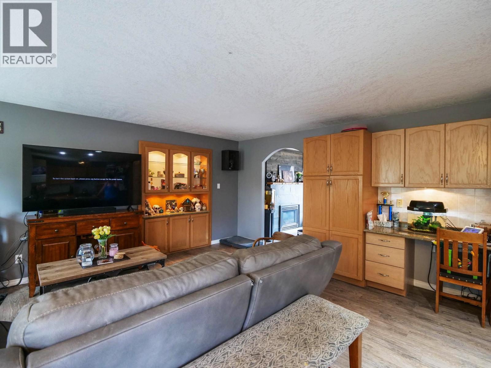 221 S PHILLIPS ROAD, Quesnel