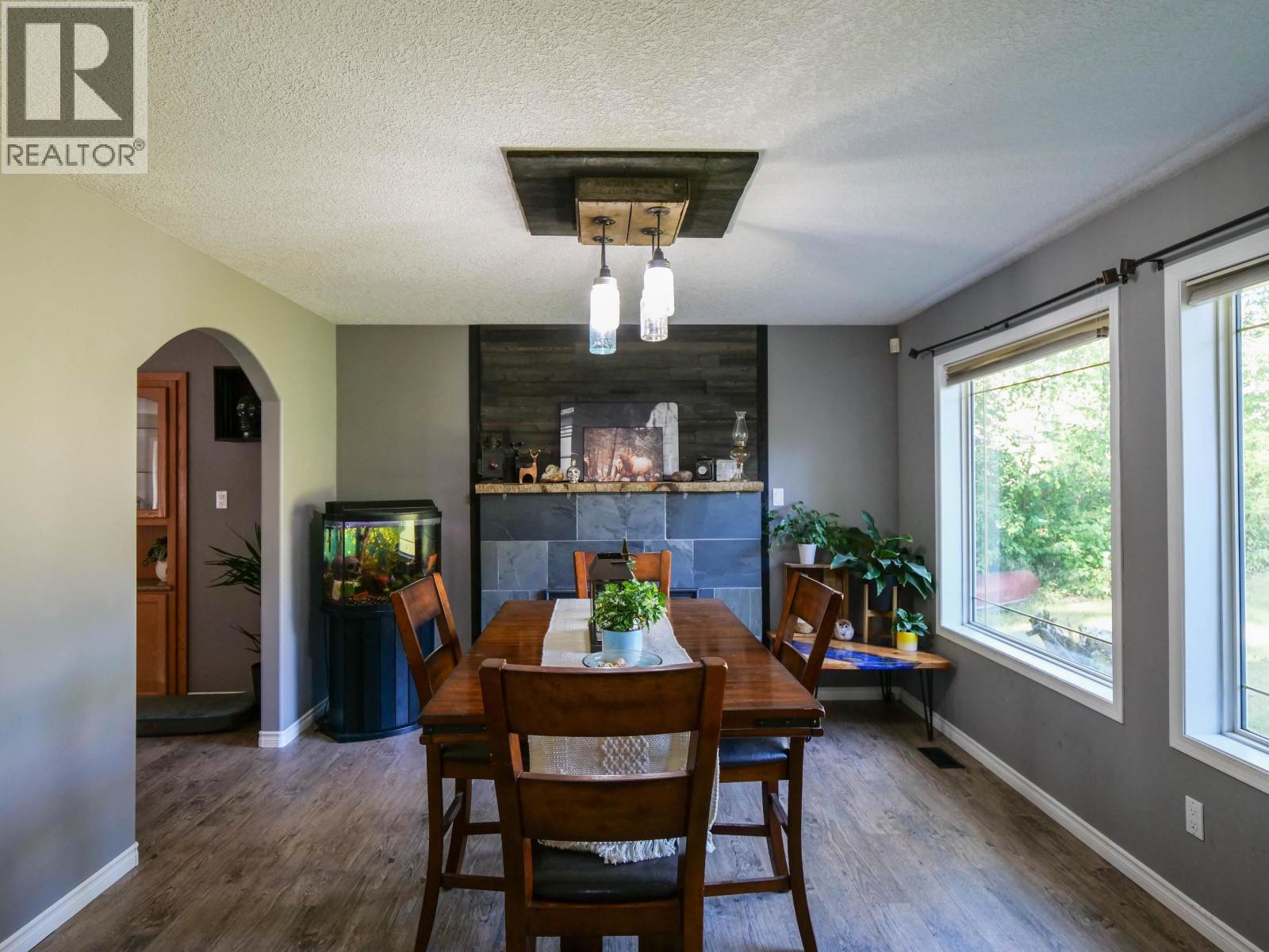 221 S PHILLIPS ROAD, Quesnel