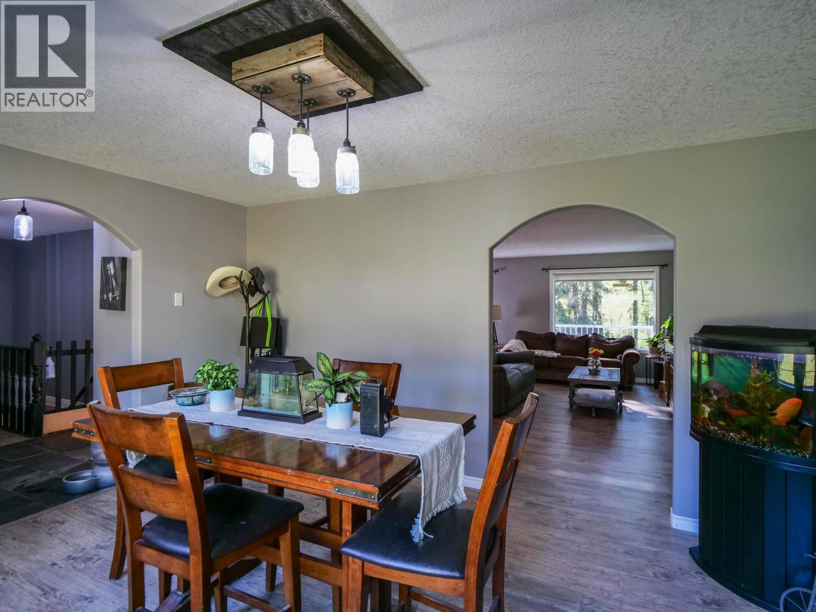 221 S PHILLIPS ROAD, Quesnel