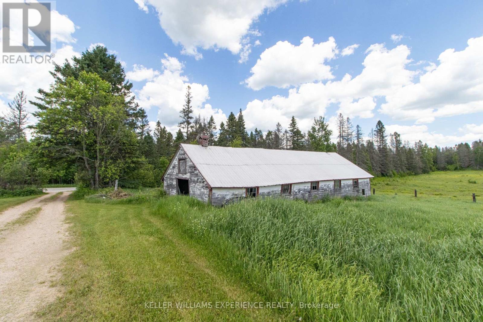 3505 BOUNDARY ROAD - 39