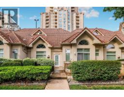 102 1128 Sunset Drive, Kelowna