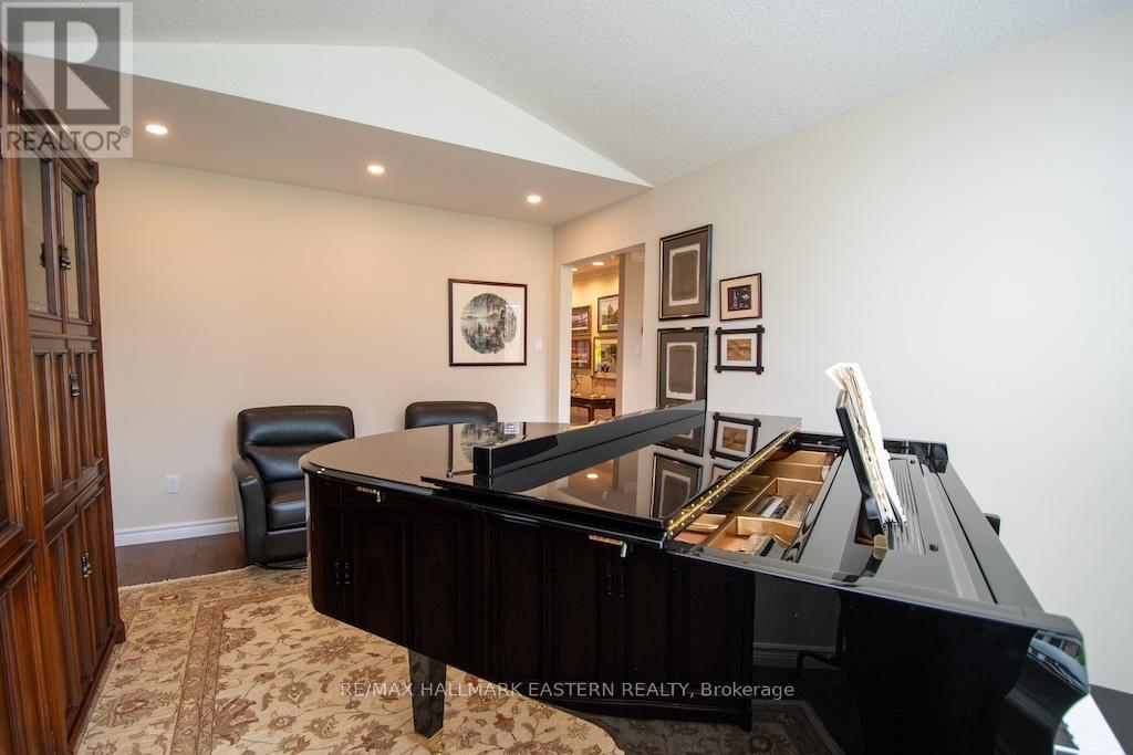 4 PORTS DRIVE - Image 21