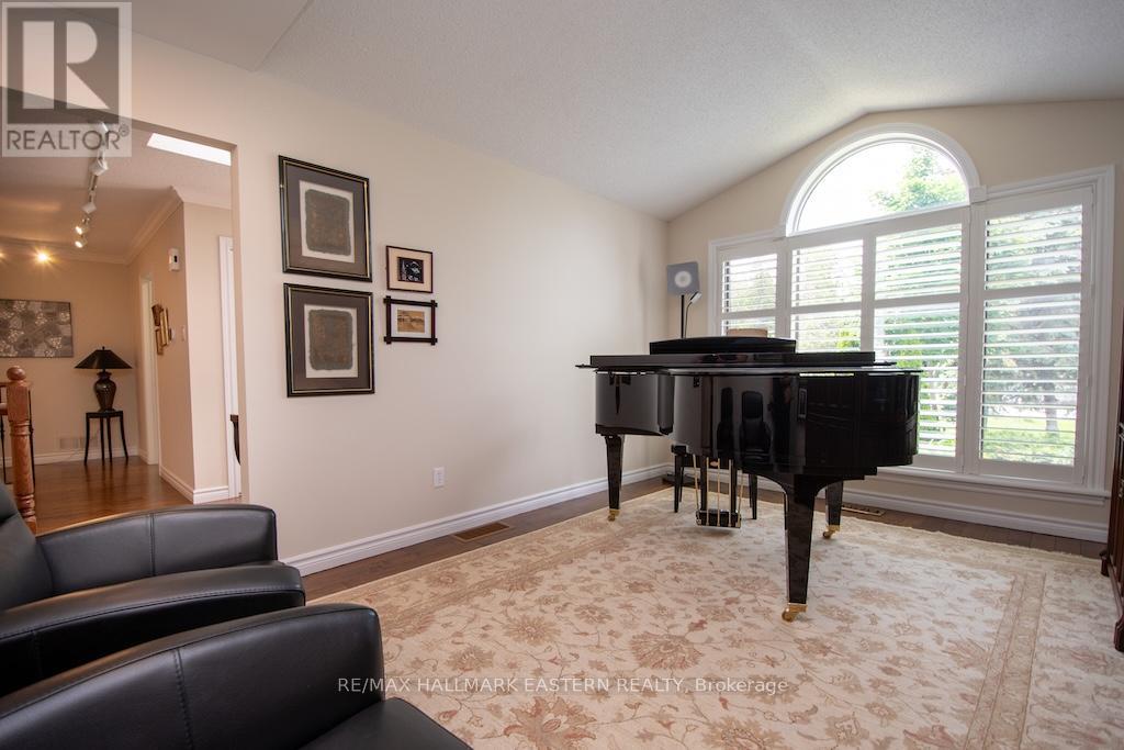 4 PORTS DRIVE - Image 22