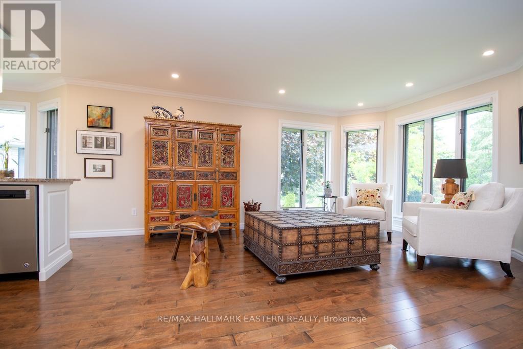 4 PORTS DRIVE - Image 23
