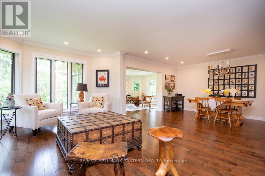 4 PORTS DRIVE - Image 24