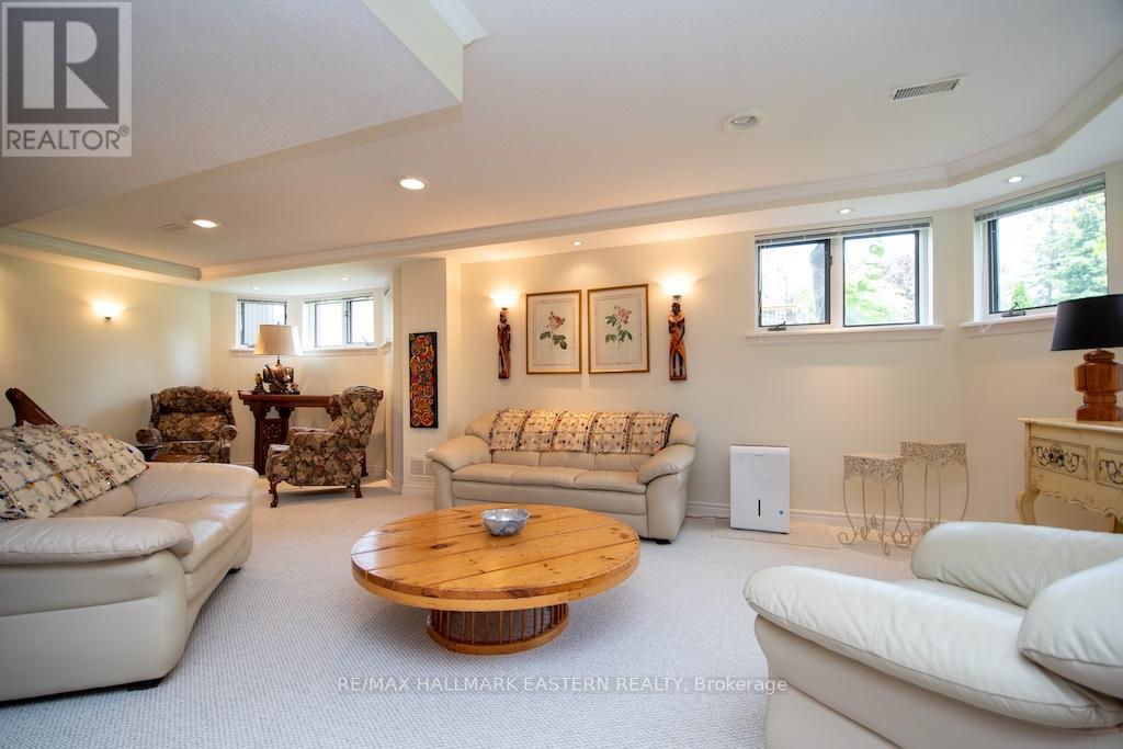 4 PORTS DRIVE - Image 33