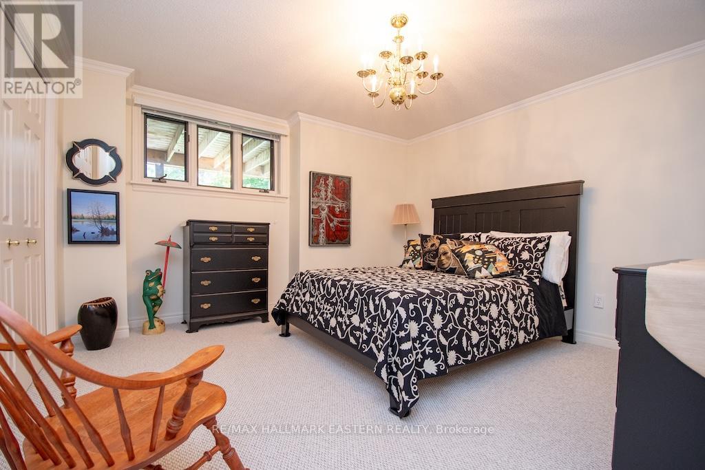 4 PORTS DRIVE - Image 44
