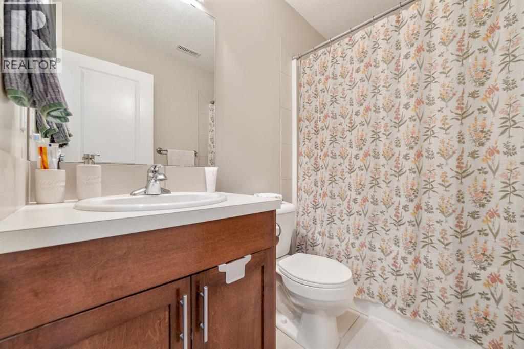113 Mount Sundial Court W — photo 21