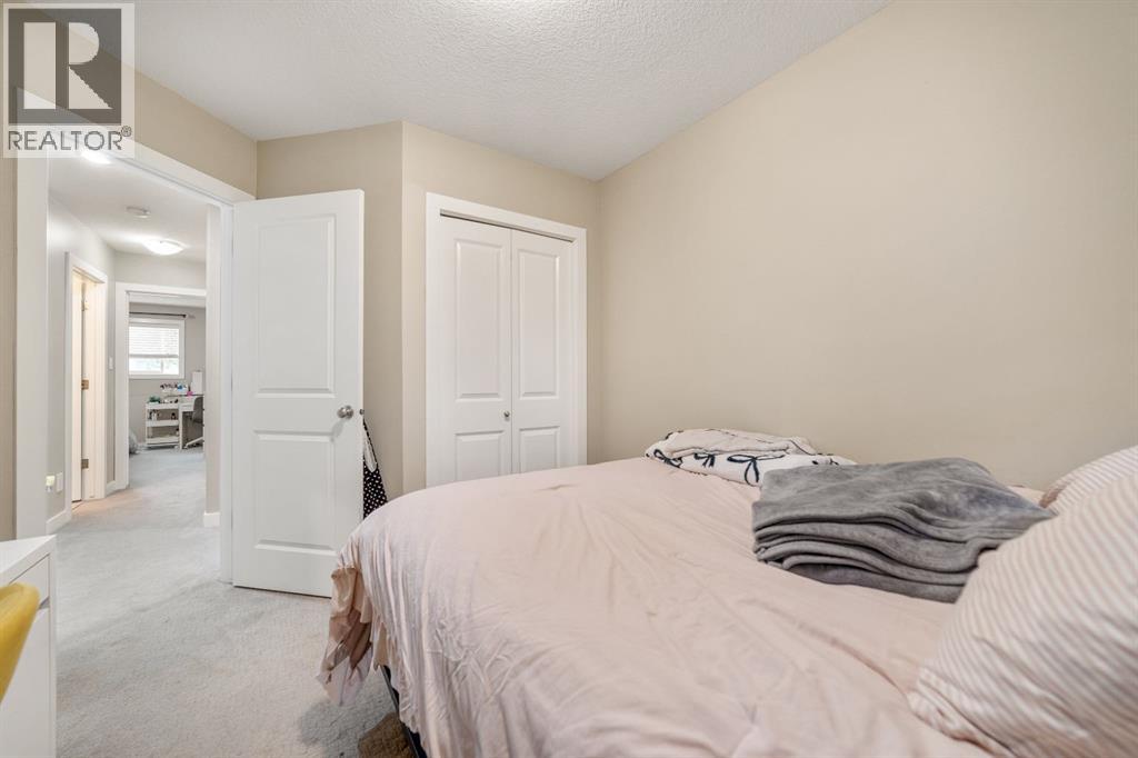 113 Mount Sundial Court W — photo 18