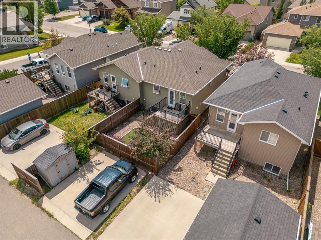 113 Mount Sundial Court W — photo 32