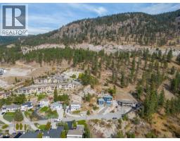 5166 Macneill Court, Peachland, BC V0H1X2 Photo 10
