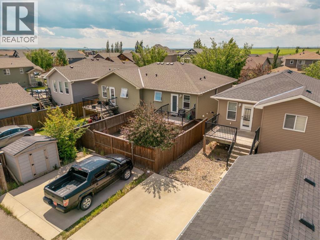 113 Mount Sundial Court W — photo 33