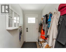 Photo 11 of 36, 598 WATROUS STREET · Prince George, BC