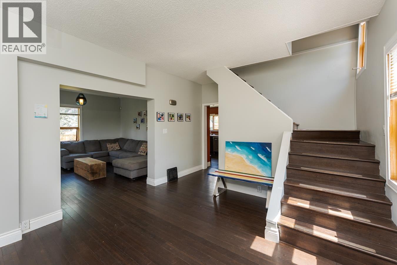 598 WATROUS STREET - 14