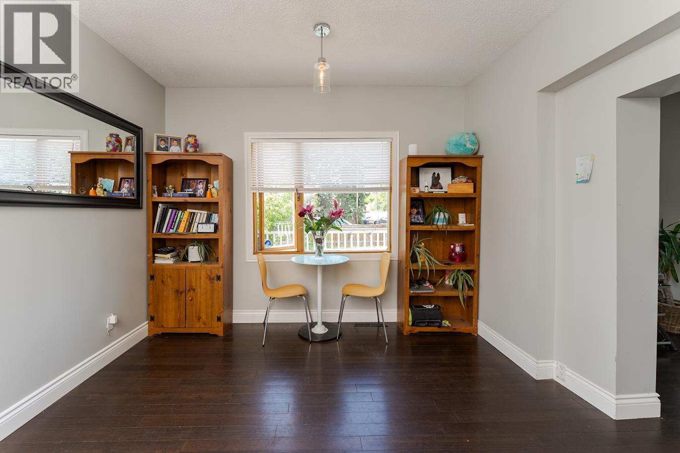 598 WATROUS STREET - 13