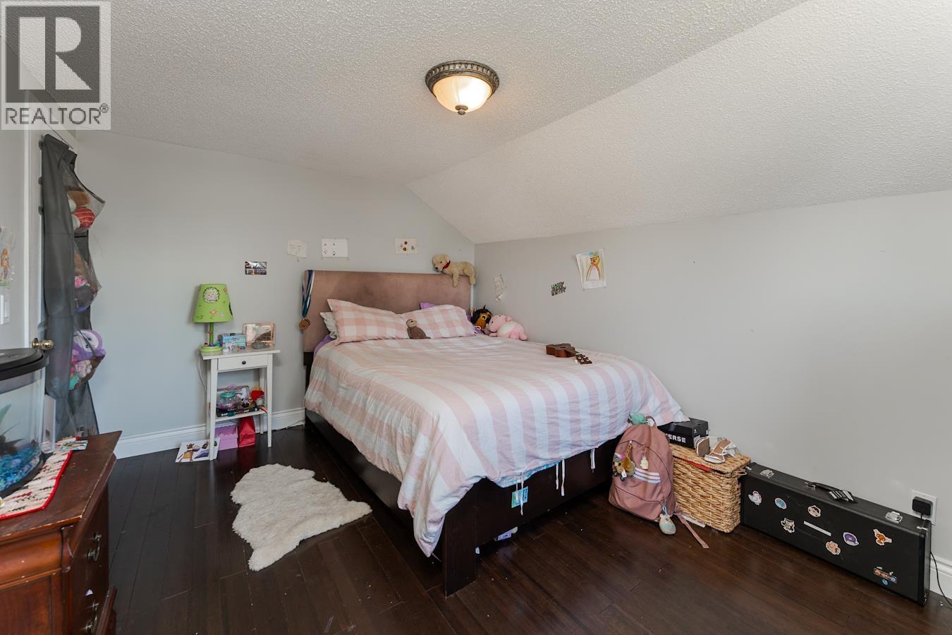 598 WATROUS STREET - 20