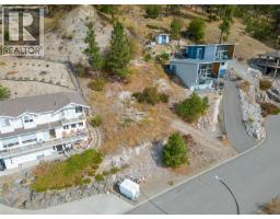 5166 Macneill Court, Peachland, BC V0H1X2 Photo 17