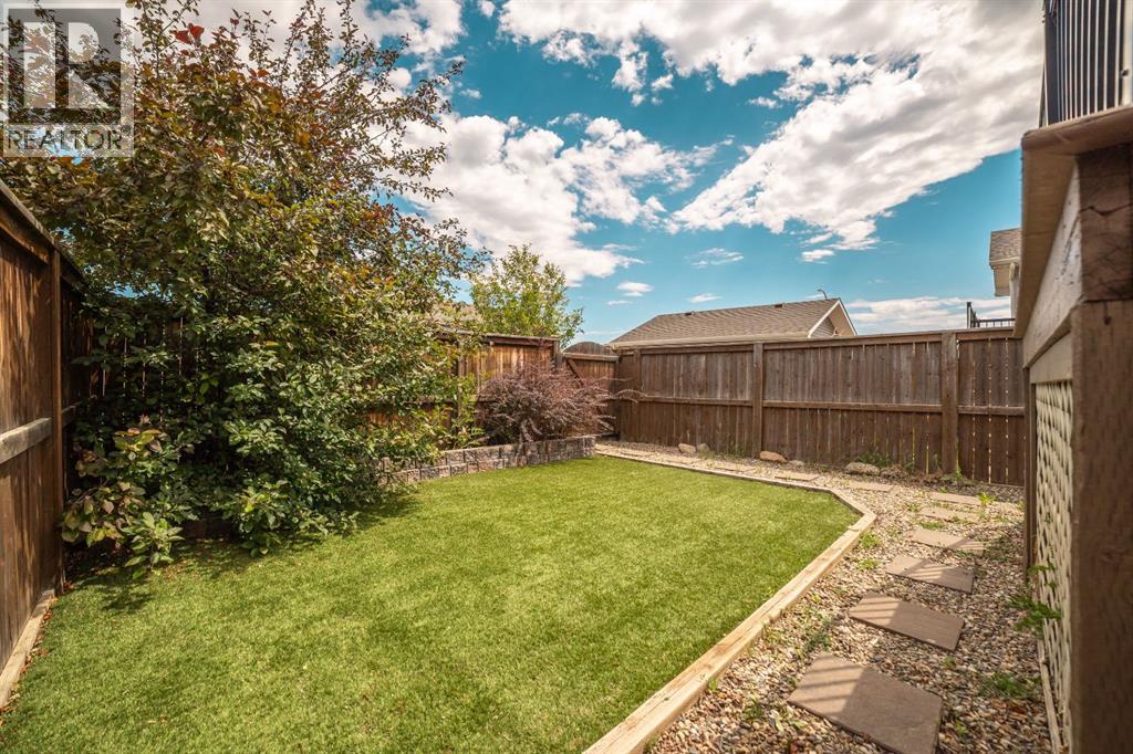 113 Mount Sundial Court W — photo 25