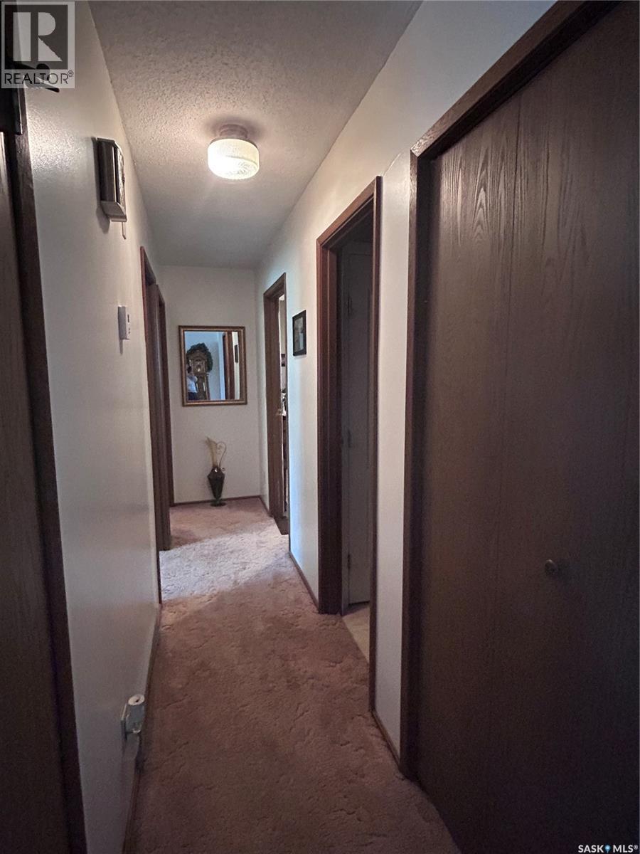 402 1st STREET N - 17