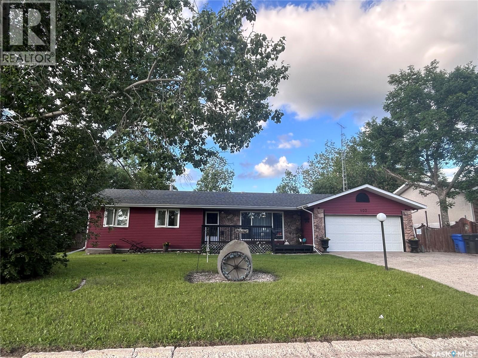 402 1st STREET N - photo 2