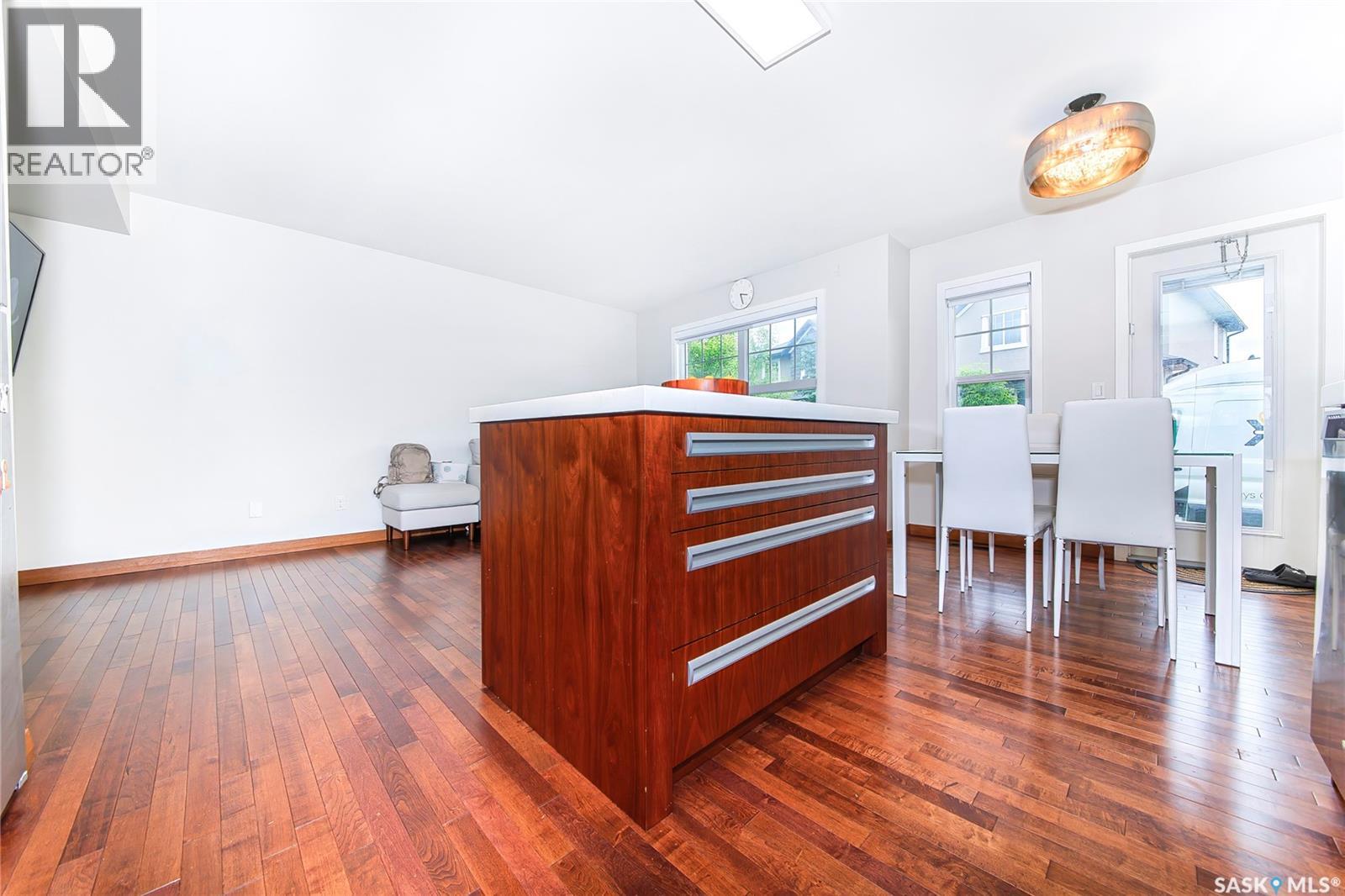 #601 2012 Pohorecky CRESCENT - 18