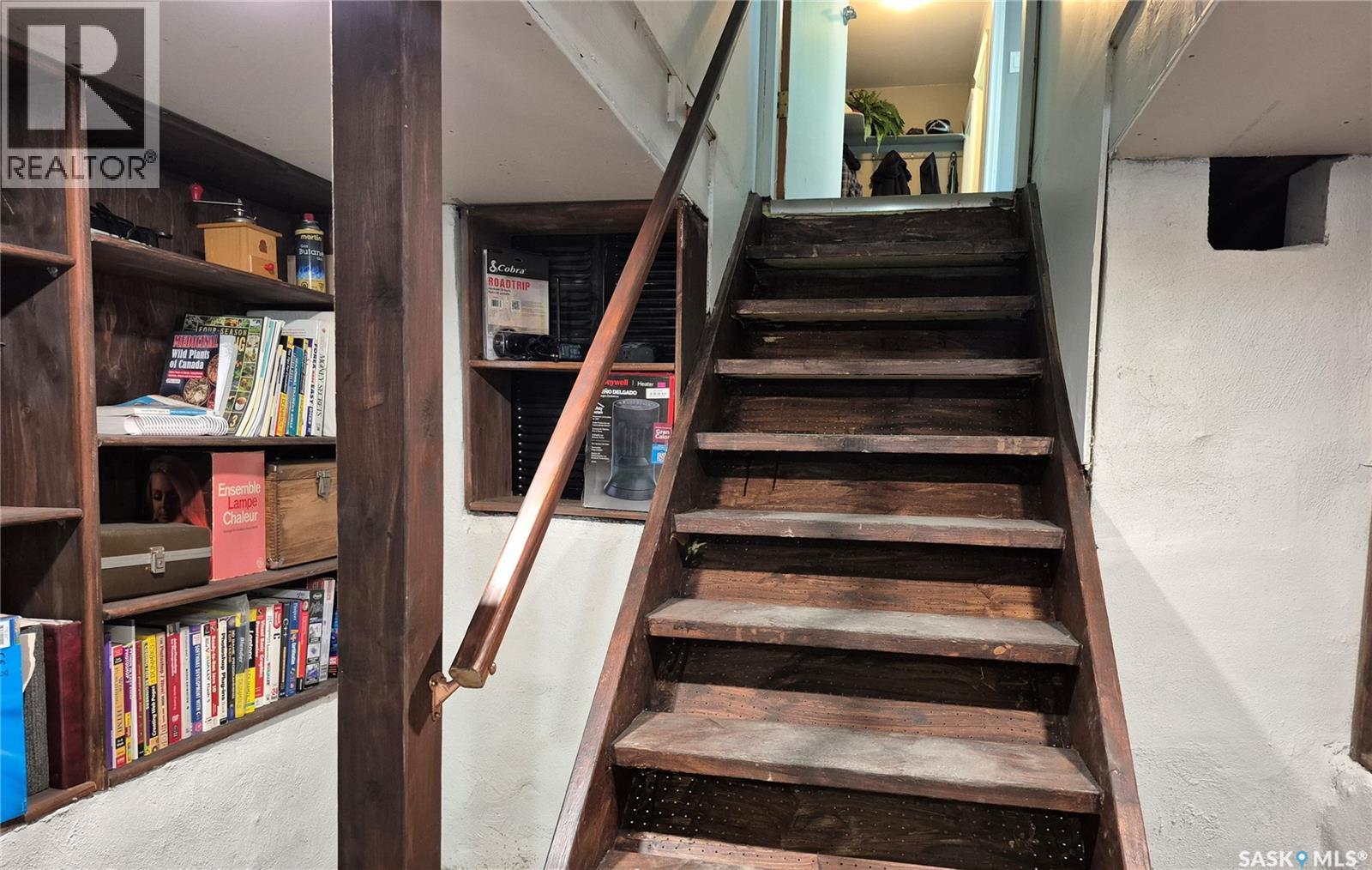 300 Dion AVENUE - 25