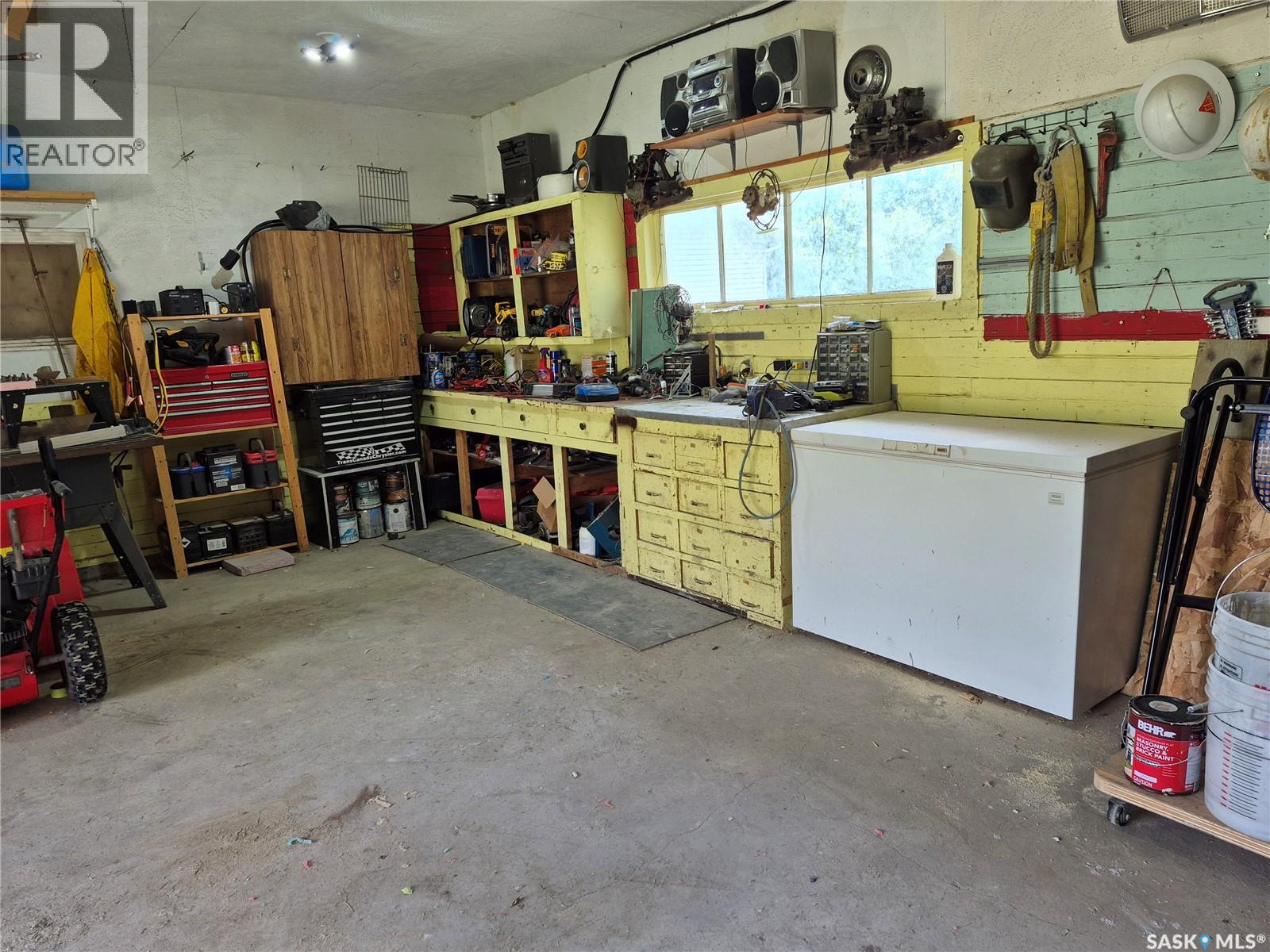 300 Dion AVENUE - 26
