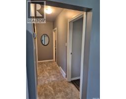 Laundry room - 300 Dion Avenue, Cut Knife, SK S0M0M0 Photo 9