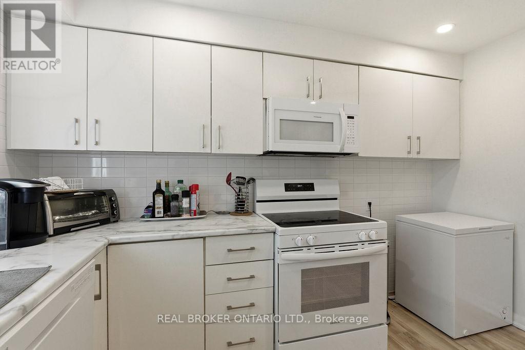 3 Bed, 1 Bath Multi-Family for Rent in Ottawa – #1 – 2187 PLESSER STREET, Ottawa – MLS# X13491236 - Image 14
