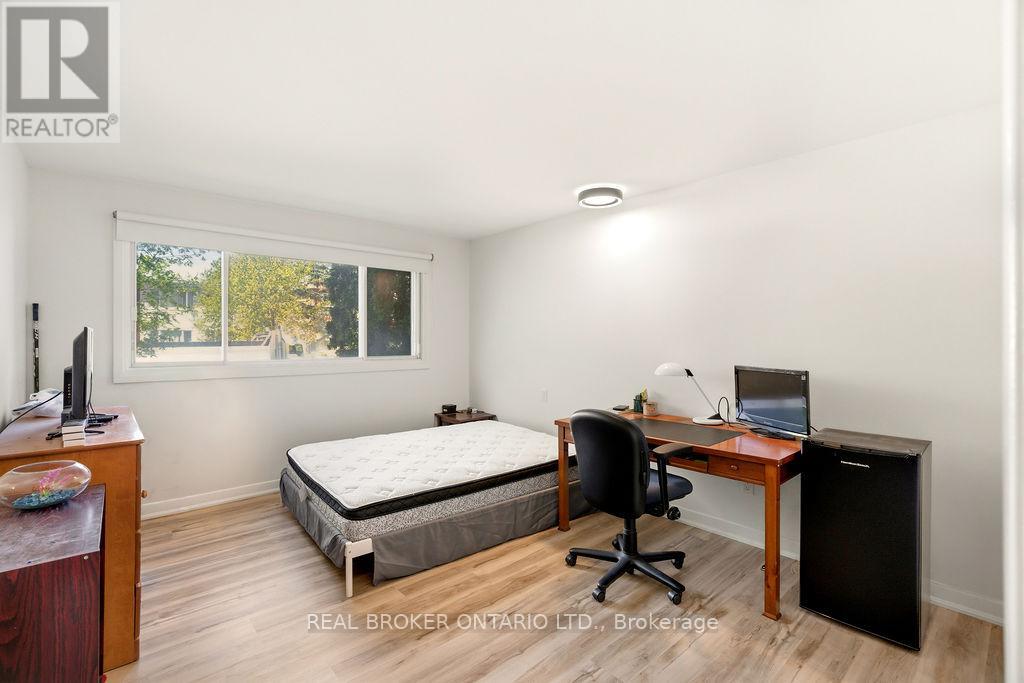 3 Bed, 1 Bath Multi-Family for Rent in Ottawa – #1 – 2187 PLESSER STREET, Ottawa – MLS# X13491236 - Image 16
