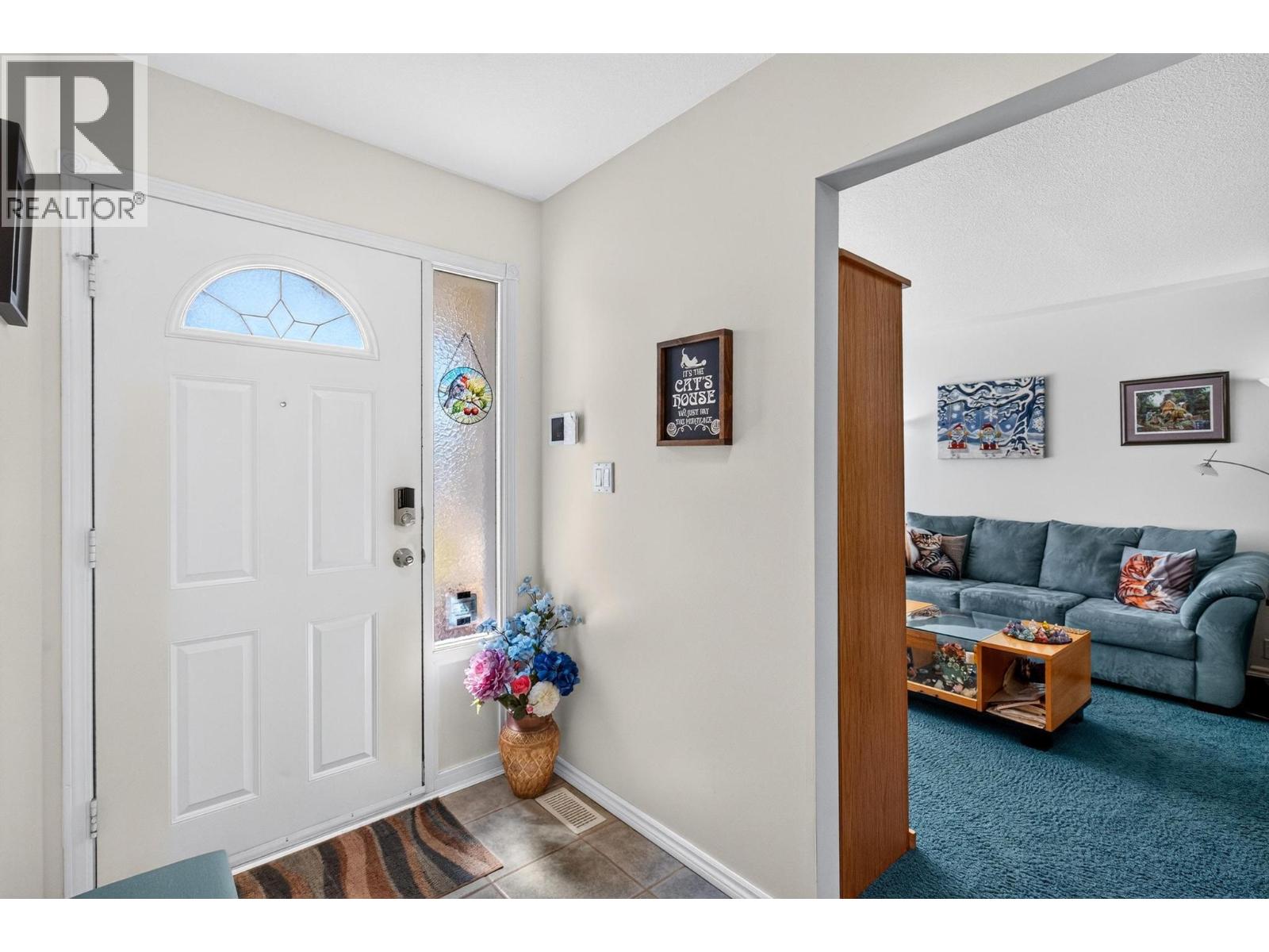 402 Houghton Court, Kelowna