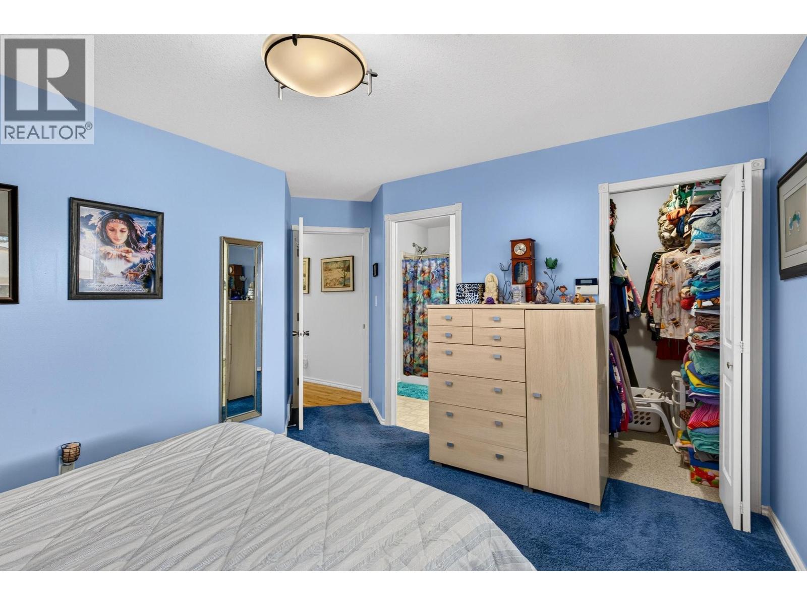 402 Houghton Court, Kelowna