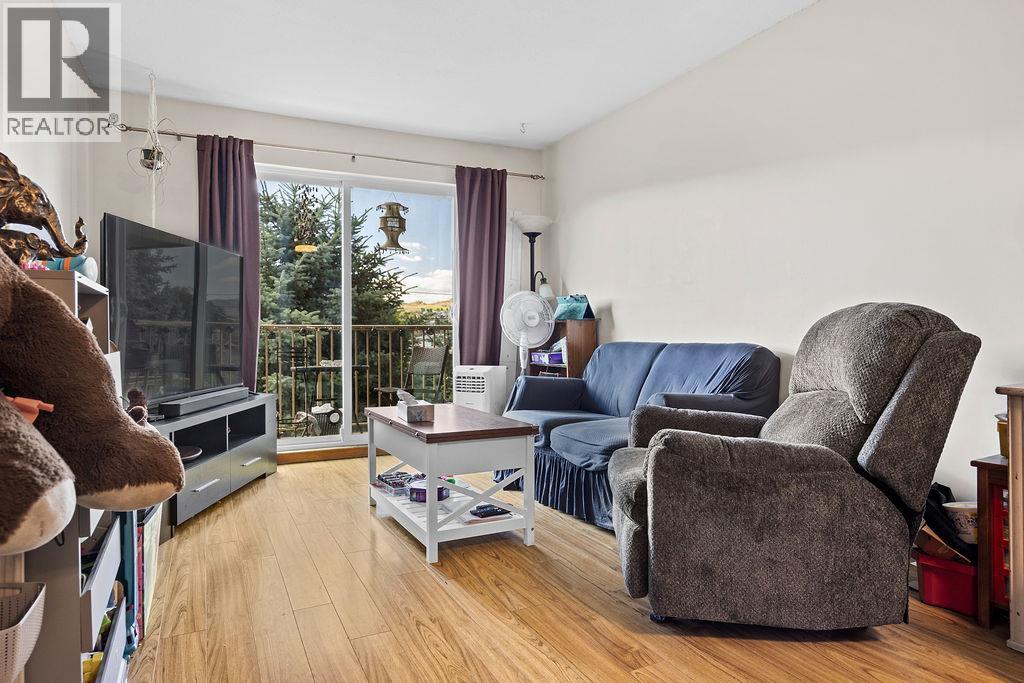 305 3304 35th Avenue, Vernon